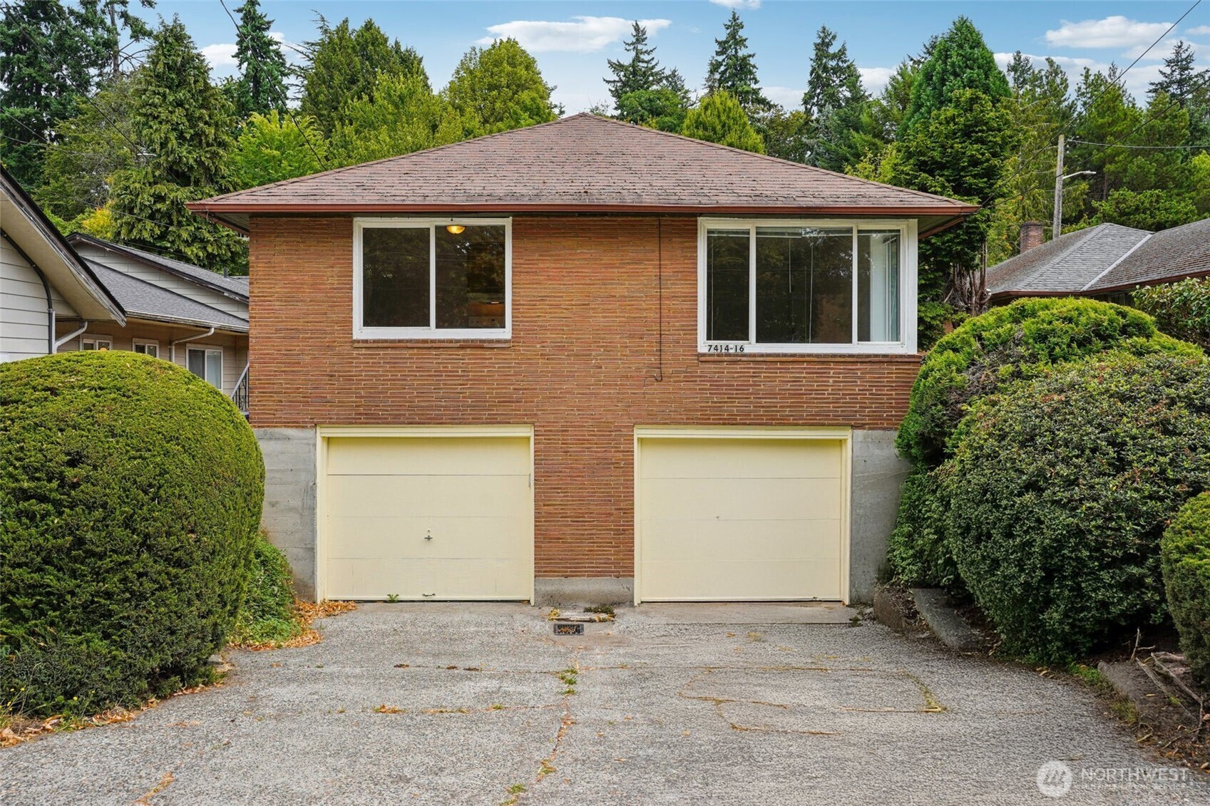 Property Photo:  7414  Rainier Avenue S  WA 98118 