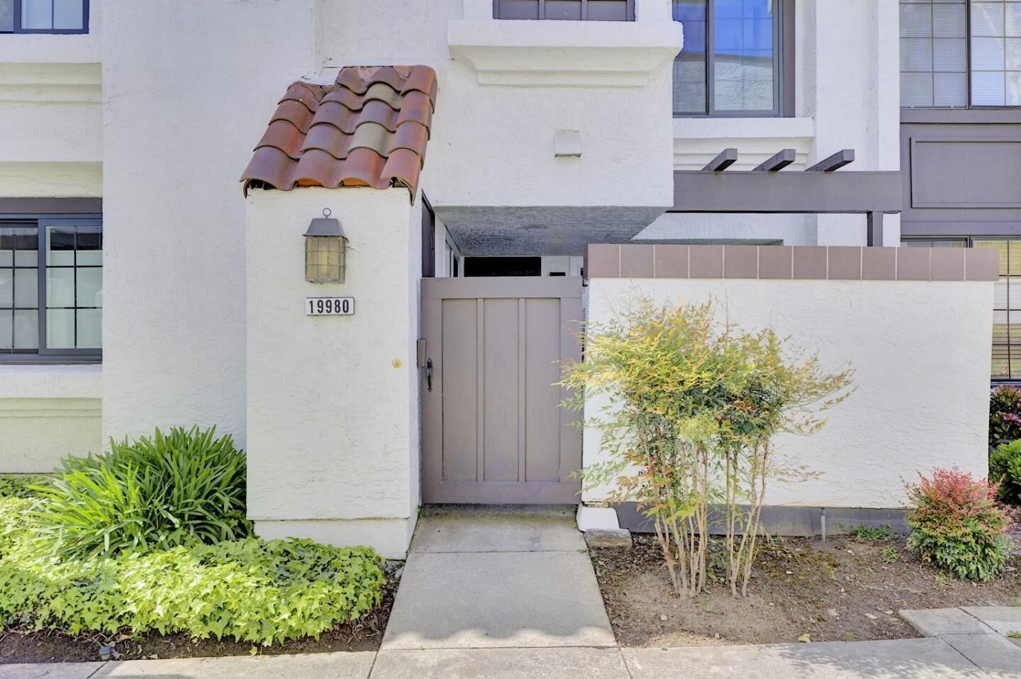Property Photo: 19980 Portal Plaza CA 95014