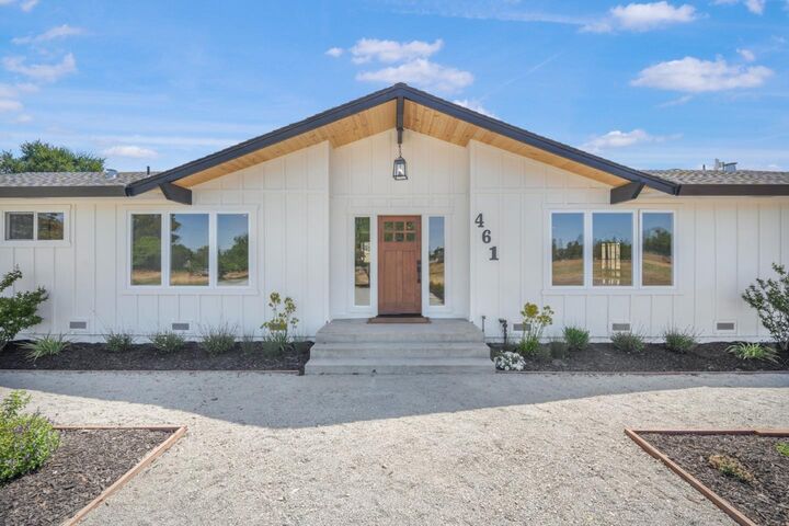 461 Morada Lane  Hollister CA 95023 photo
