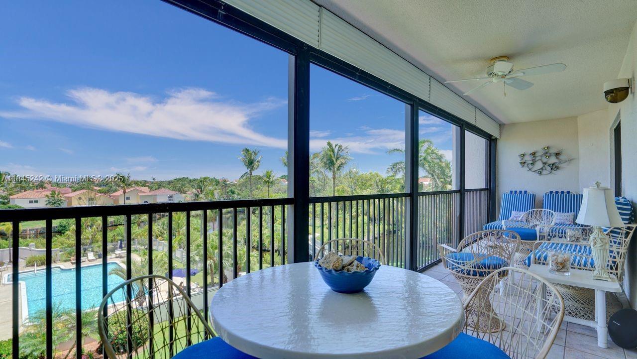 Property Photo: 545 SE 12th St 301 FL 33004