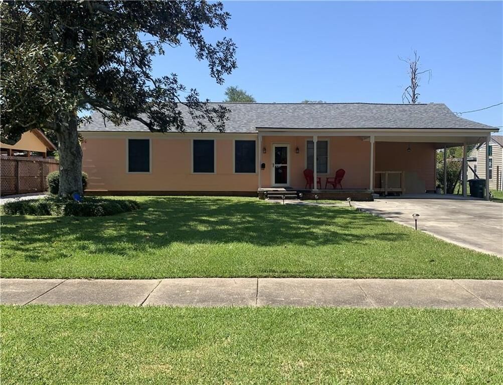 Property Photo: 3808 Yale Street LA 70607