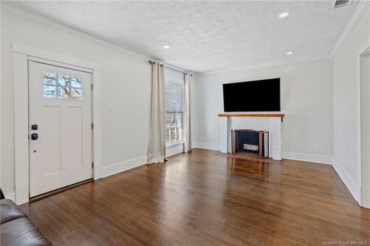 Property Photo: 1527 Foster Street LA 70601