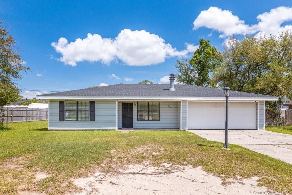 Property Photo: 90 East End Avenue LA 70663