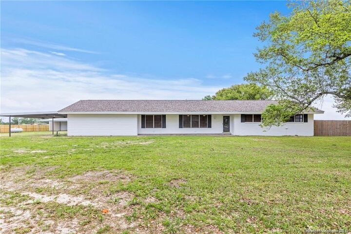 Property Photo: 17115 Highway 171 Highway LA 70657