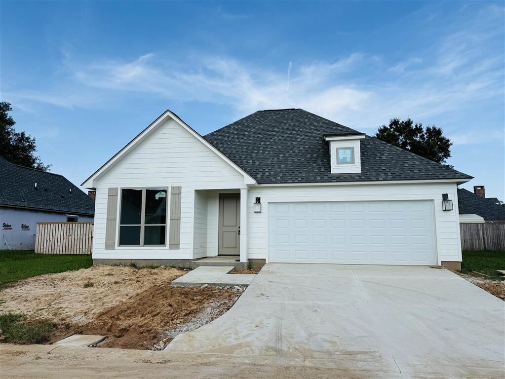 Property Photo: 5515 Kenzie Brooke Drive LA 70605