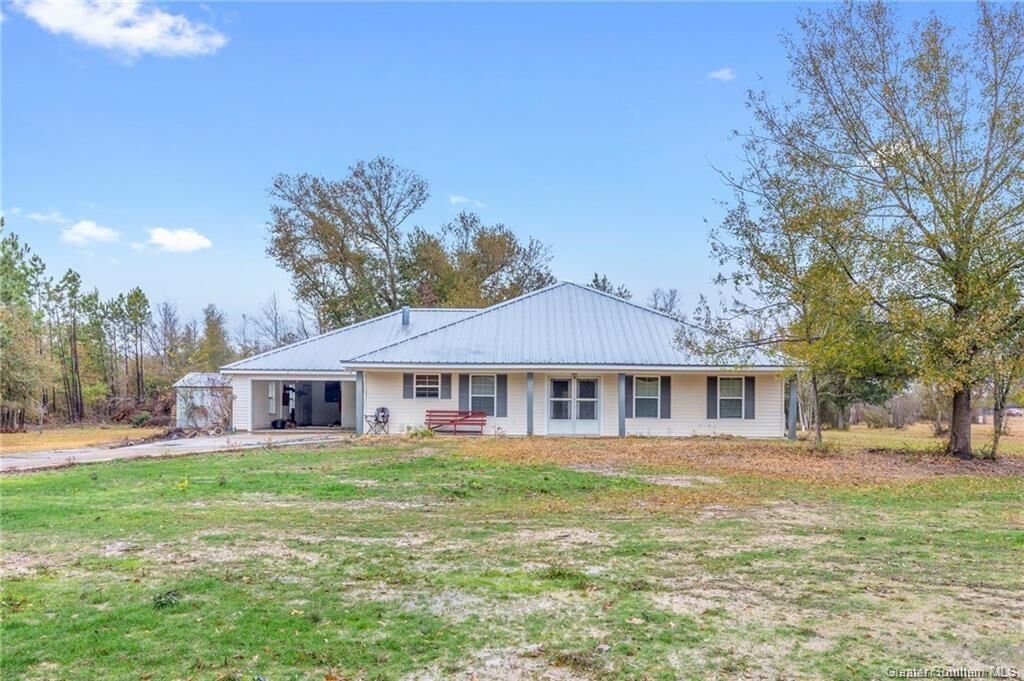 Property Photo: 386 Day Road LA 70657