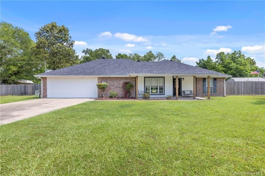Property Photo:  1286 Siouxan Drive  LA 70611 