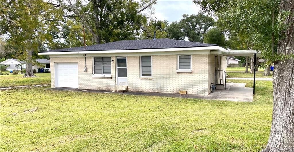 Property Photo:  775 E Burton Street E  LA 70663 