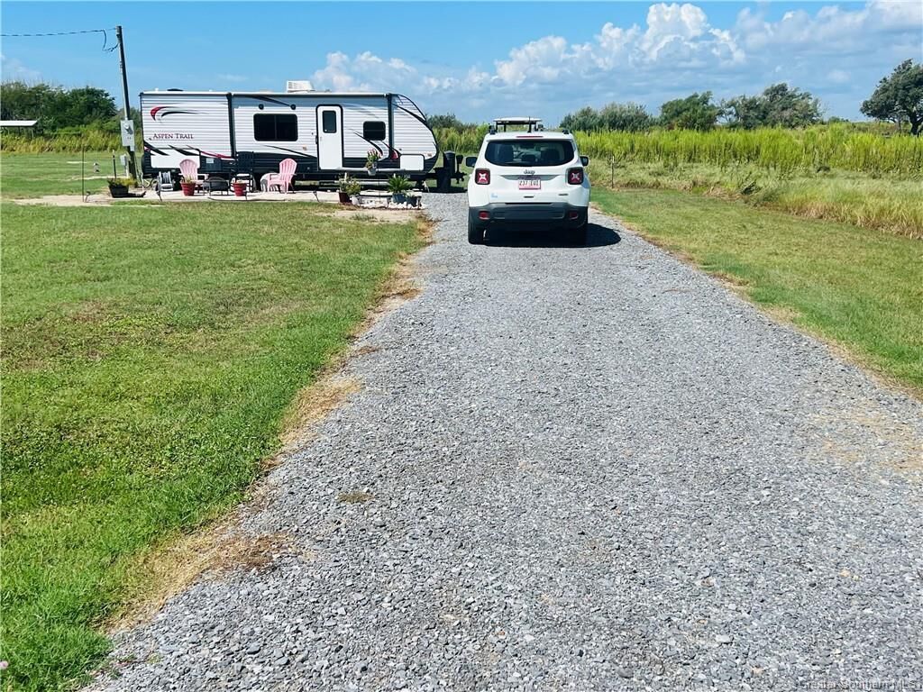 Property Photo: 146 Gulf View Road LA 70631