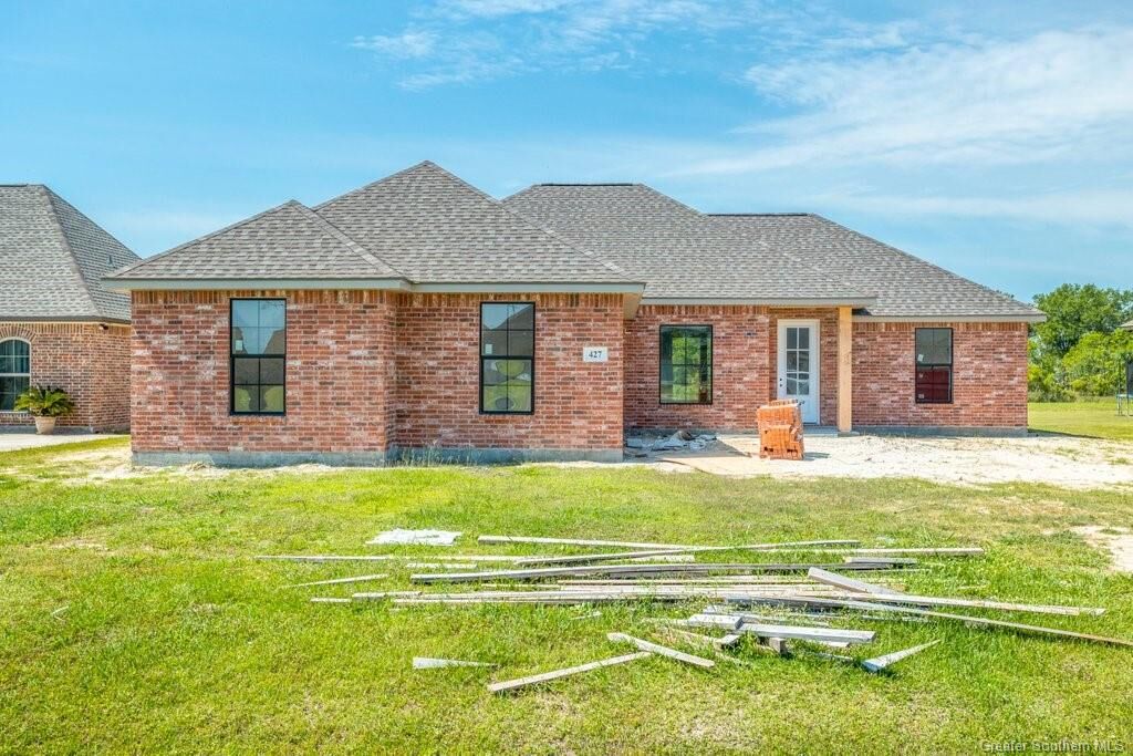 Property Photo:  427 Sixth Street  LA 70647 