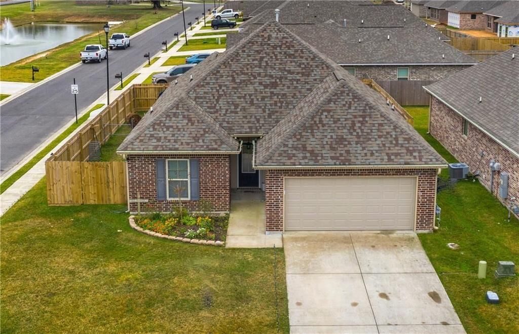 Property Photo: 357 Long Hill Drive LA 70665