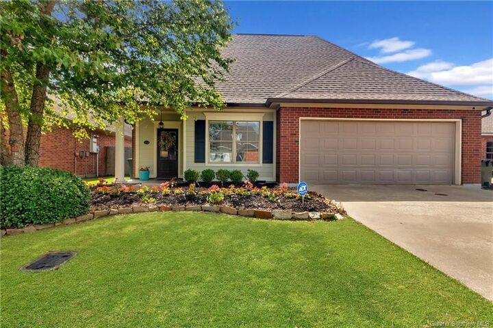 Property Photo: 2124 La Cache Drive LA 70601