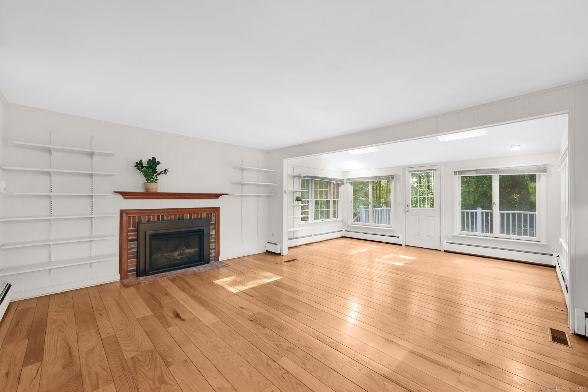 Property Photo: 25 Highwood Drive CT 06001