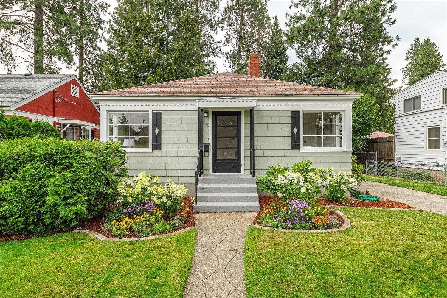Property Photo:  7 E 34th Ave  WA 99203 