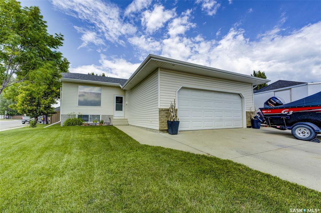 Property Photo: 926 Overholt Terrace SK S7N 4S7