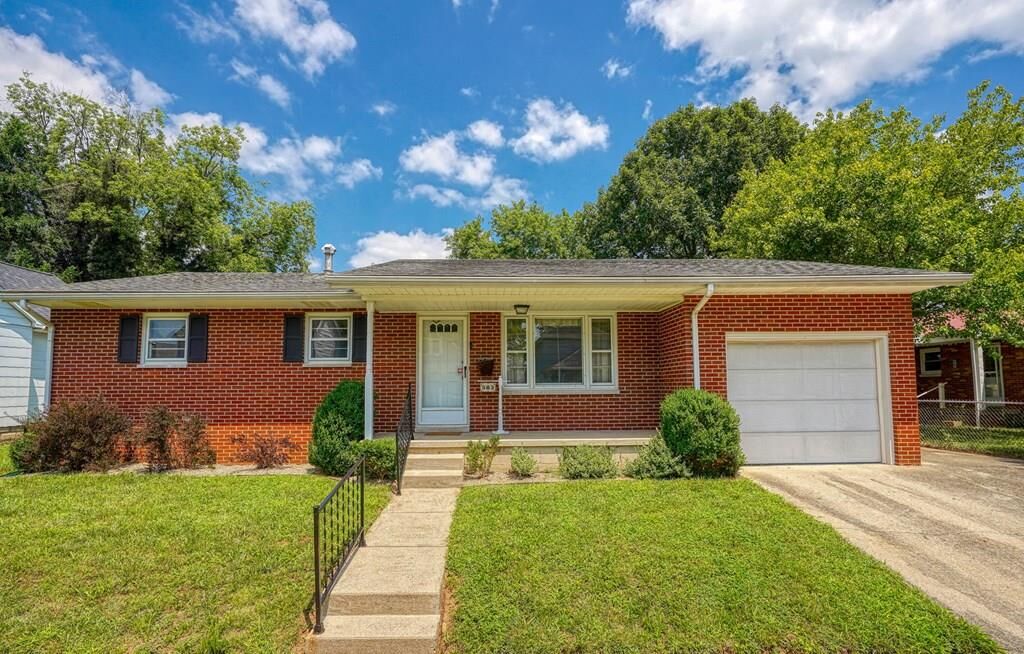 Property Photo:  583 Beechwood Street  OH 45601 
