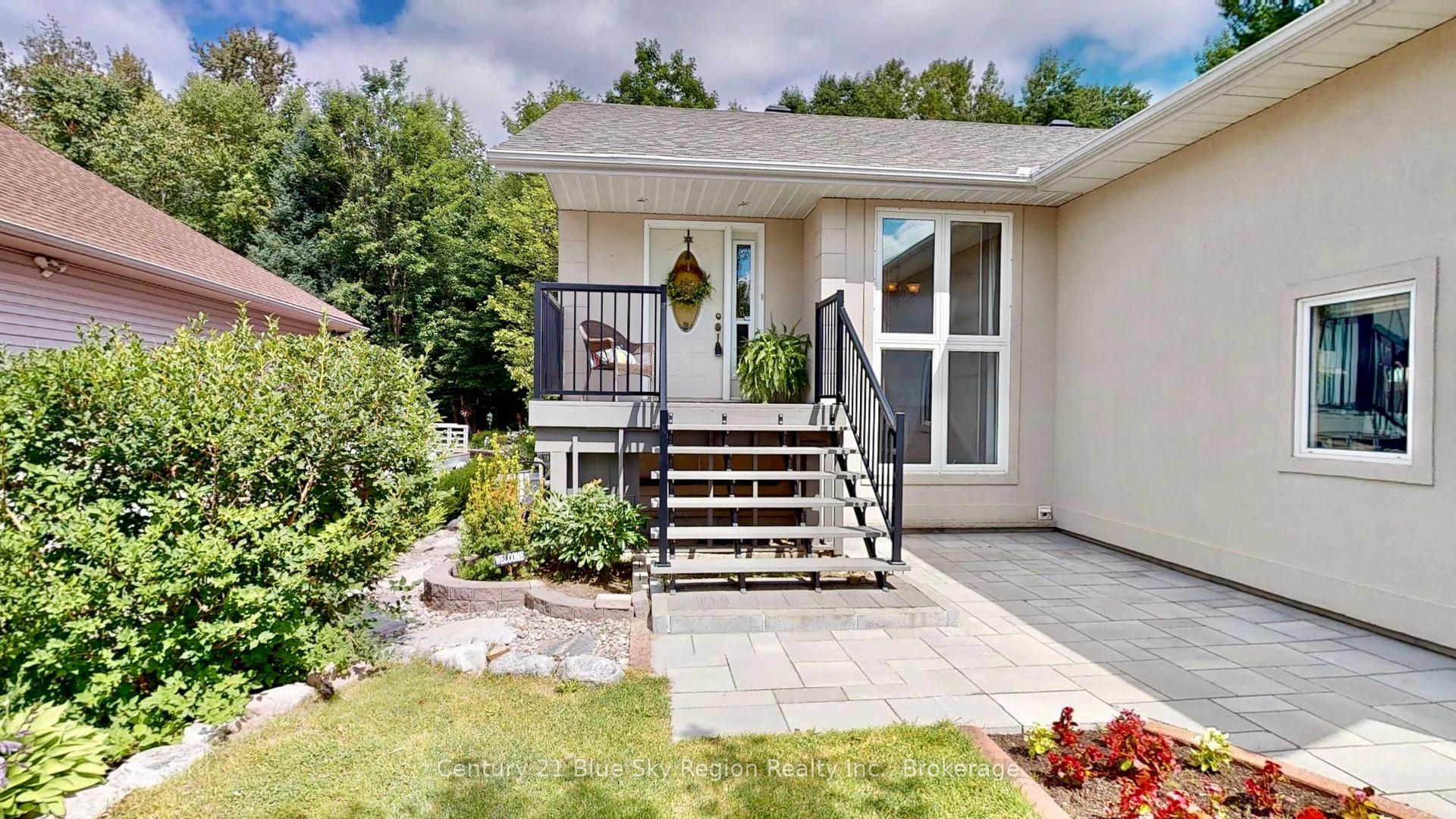 Property Photo: 154 Golf Course Road ON P0H 1H0