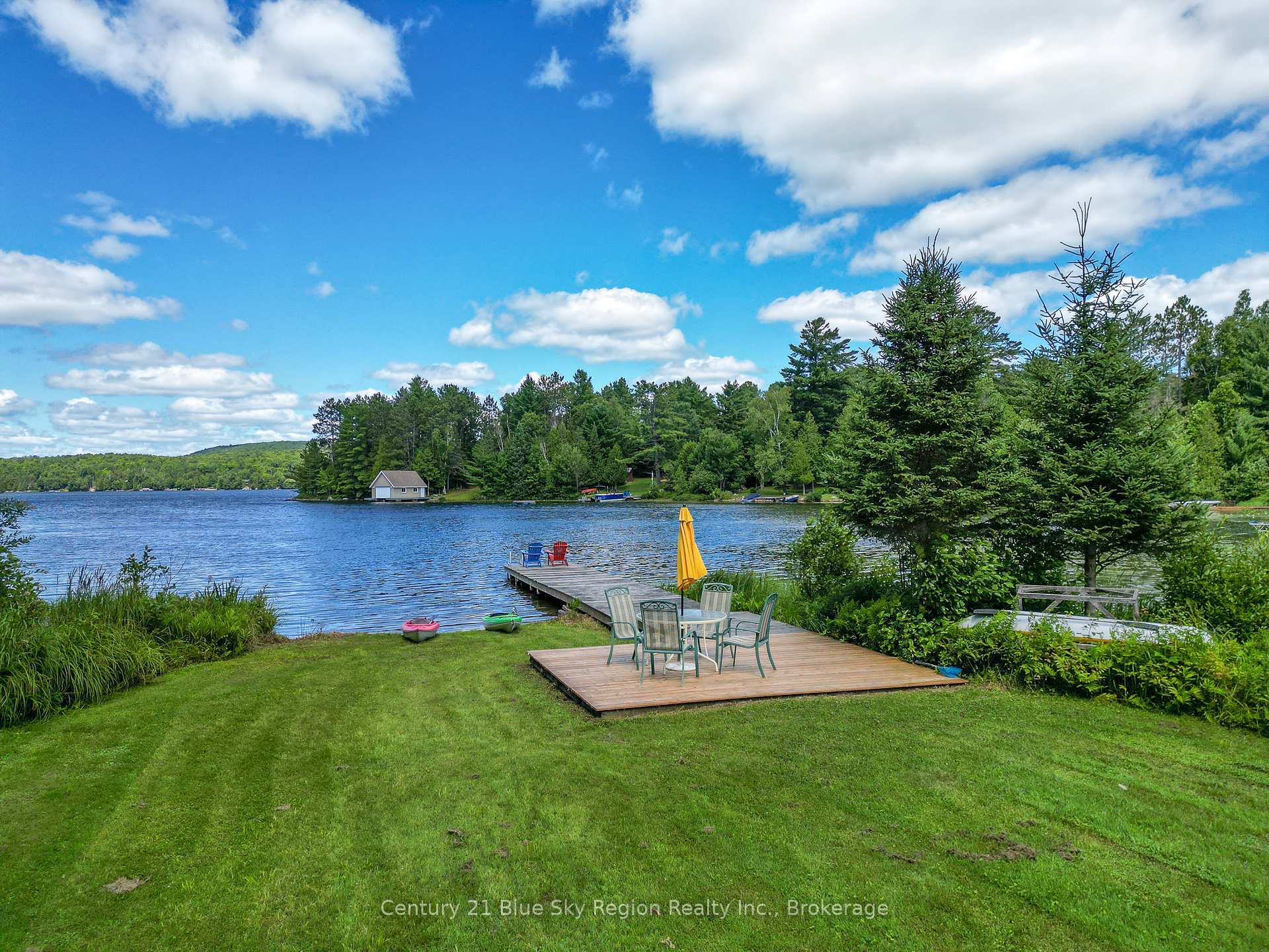 Photo de la propriété:  353 Macpherson Drive  ON P0H 1K0 
