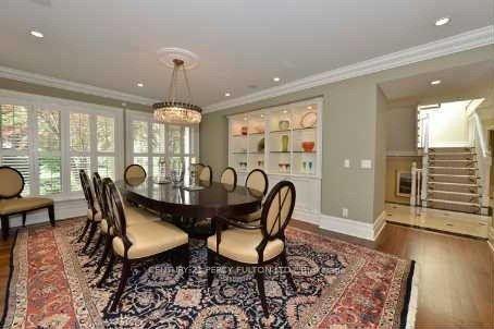 Photo de la propriété: 7 Valleyanna Drive ON M4N 1J7