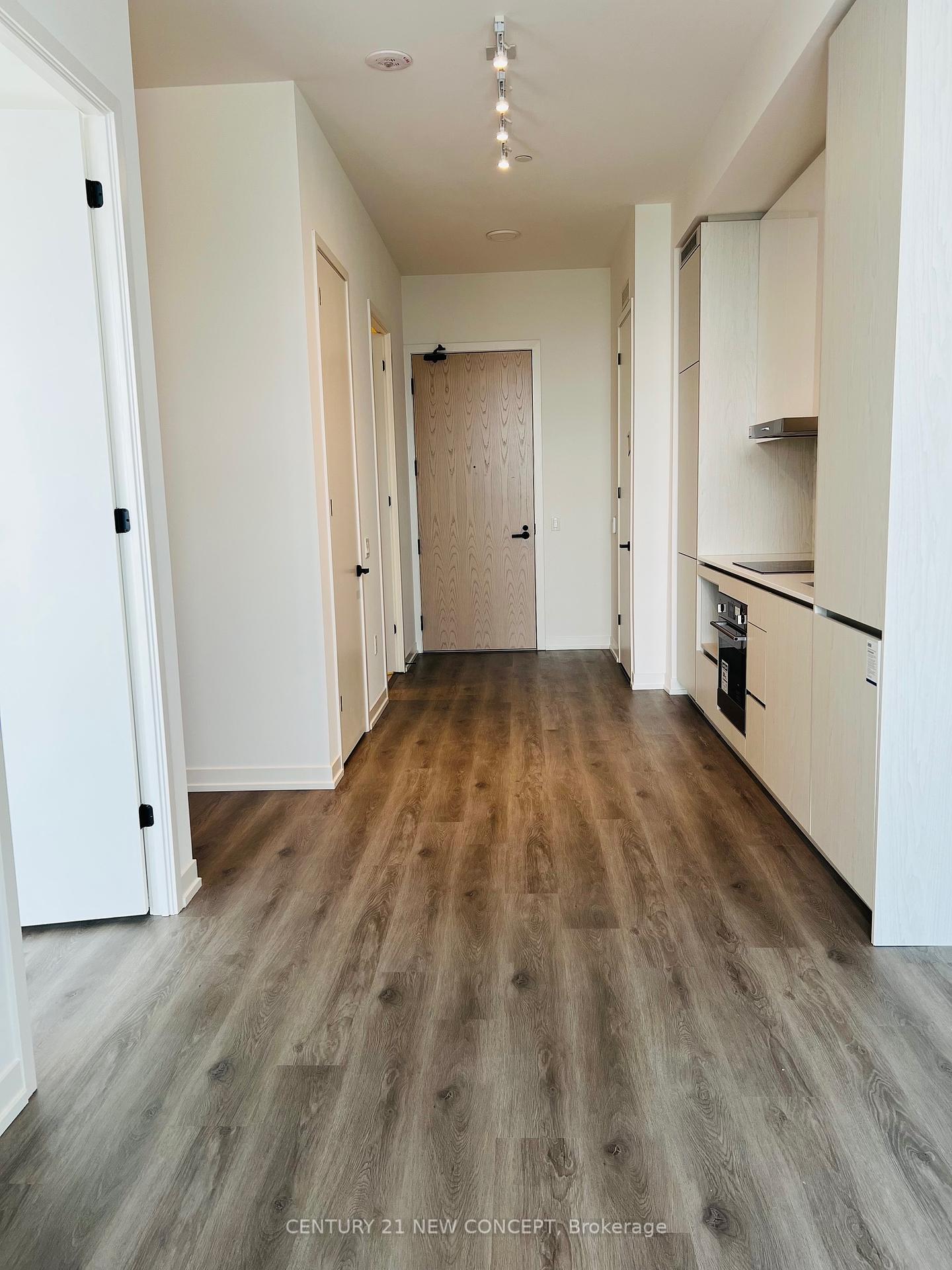 Property Photo: 28 Interchange Way 616 ON L4K 0P8