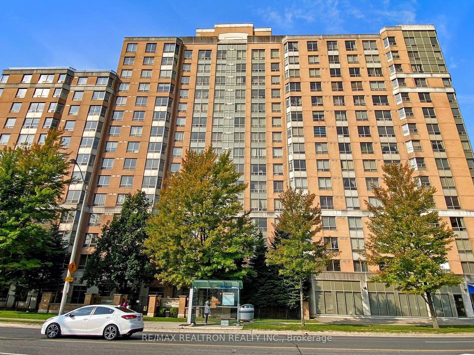 Property Photo:  1883 McNicoll Avenue 1517  ON M1V 5M3 