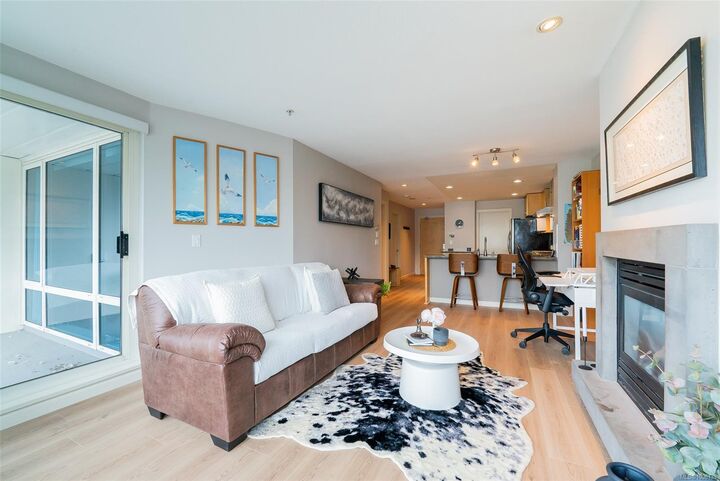 Property Photo: 38 Front St 208 BC V9R 0B8