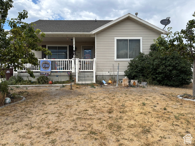 Property Photo: 1335 E Harrier St UT 84005