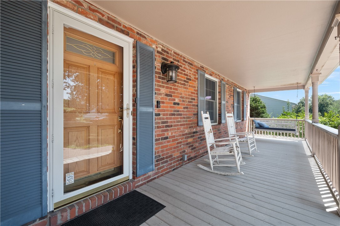 Property Photo:  1657 Red Mill Drive  PA 15241 