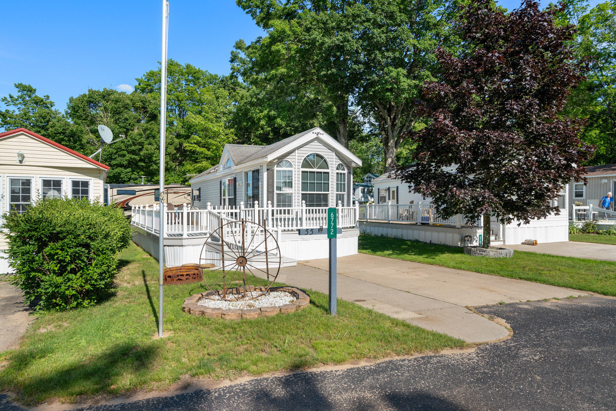 6772 San Juan  Alanson MI 49706 photo