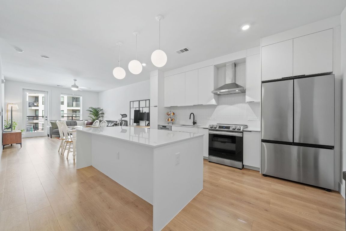 Property Photo: 1701 Simond Avenue 510 TX 78723