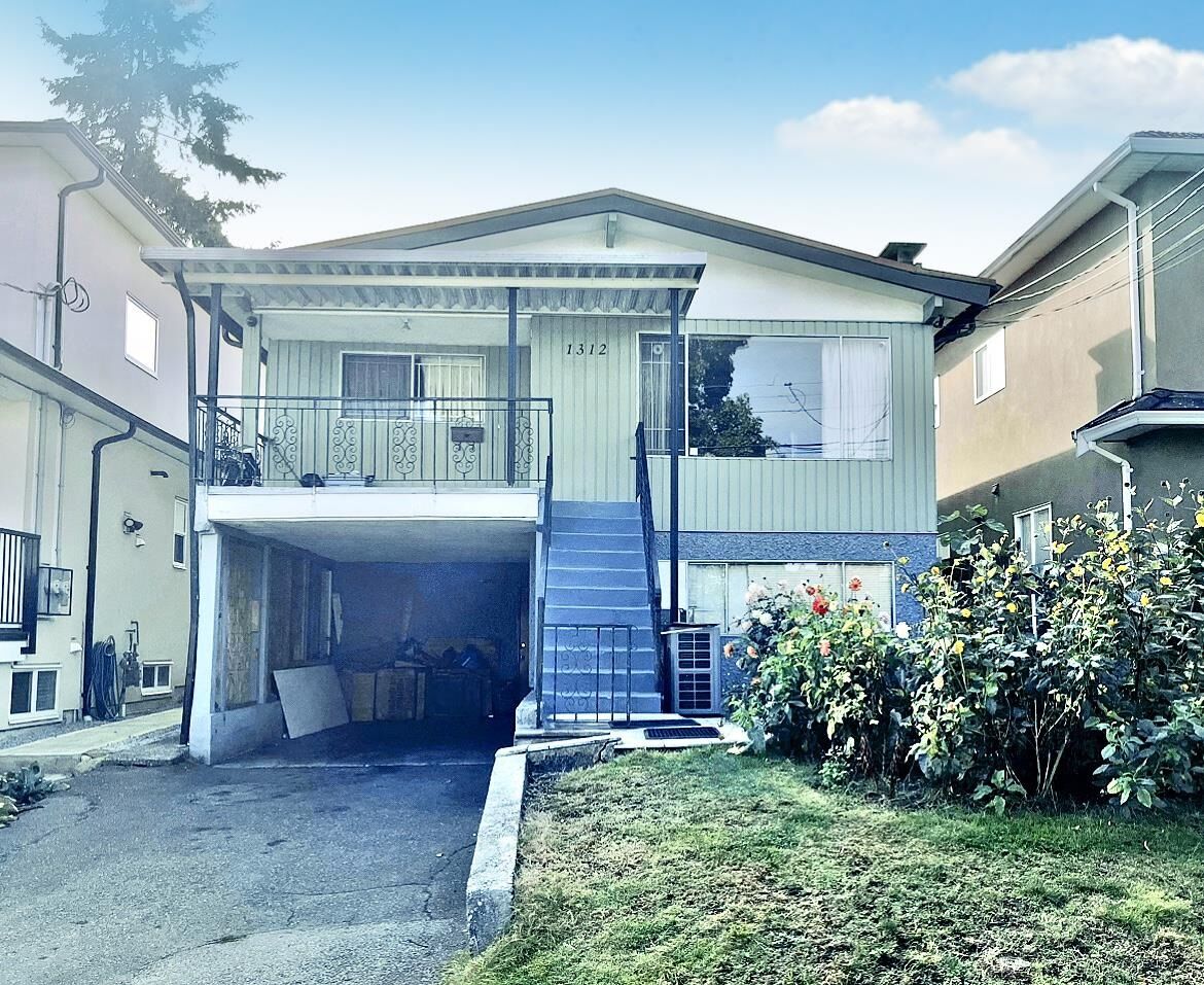 Property Photo: 1312 E 28th Avenue BC V5V 2R1