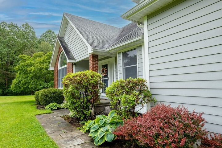 Property Photo:  5 Arrowood Lane  NY 14850