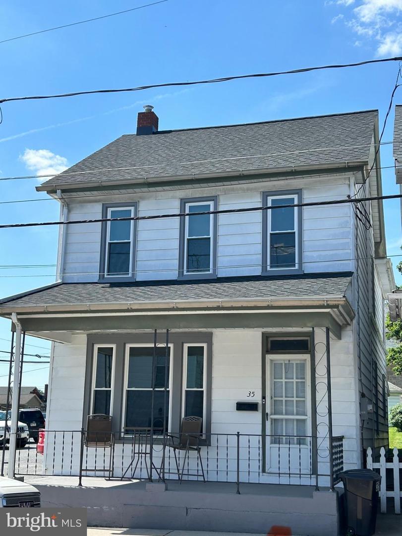 Property Photo:  35 E Washington Street  PA 17022 