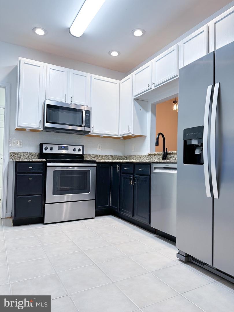 Property Photo: 11106 Donita Court VA 22407
