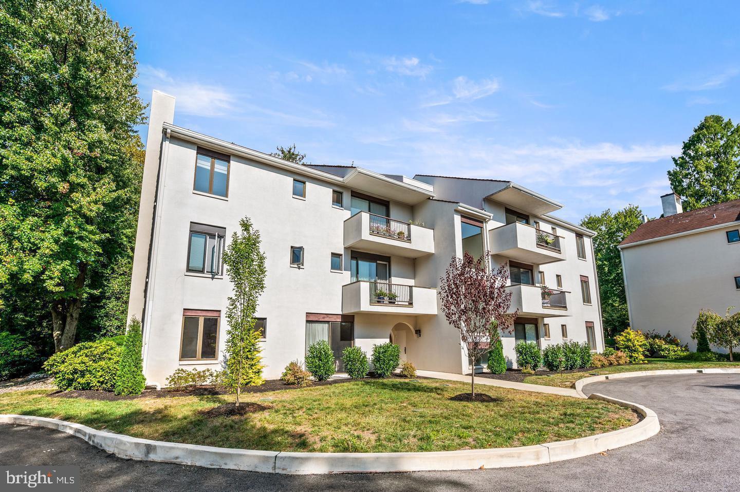 Property Photo: 1 L'Fleur 1 PA 19333