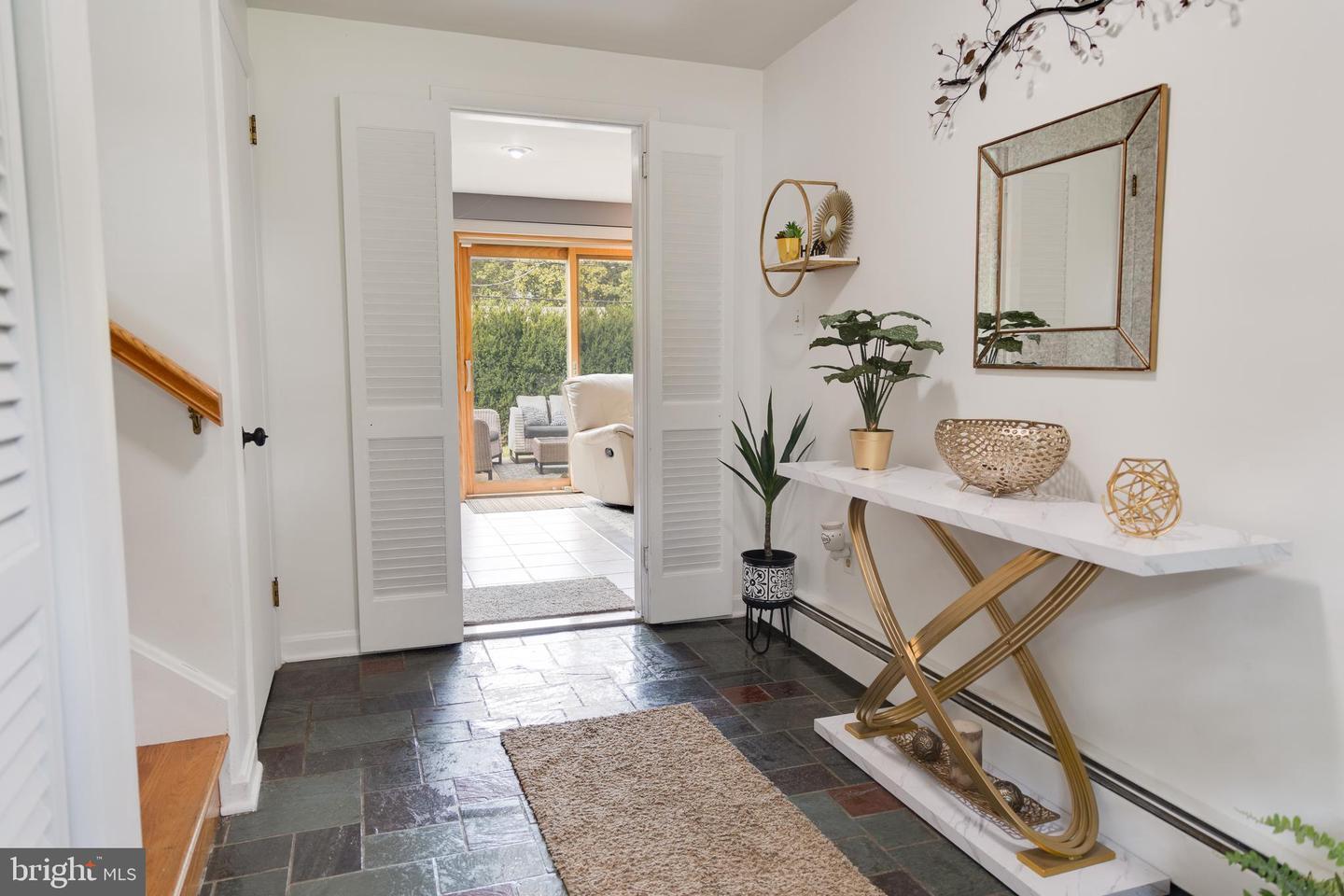 Property Photo:  1127 Richmond Road  PA 17603 