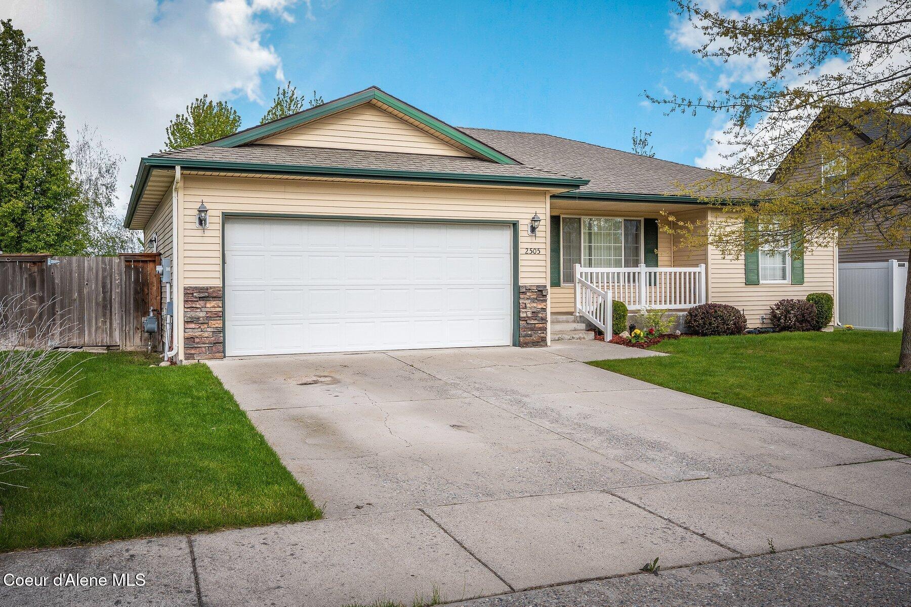 Property Photo: 2505 N Sparrow Loop ID 83854