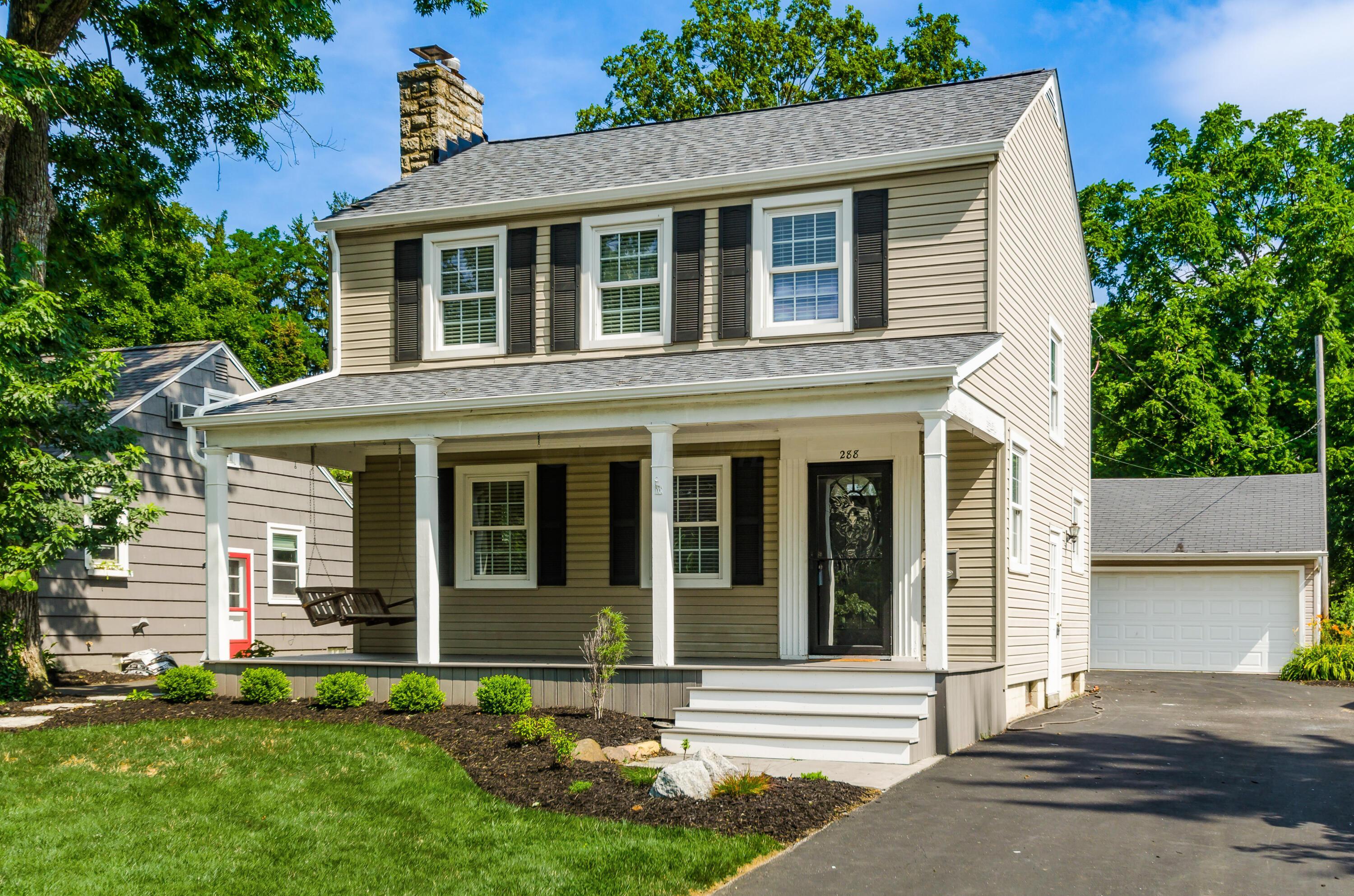 Property Photo: 288 E Kanawha Avenue OH 43214