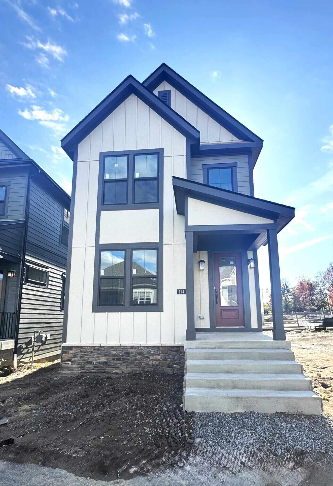 Property Photo: 114 Encore Park Bend OH 43065