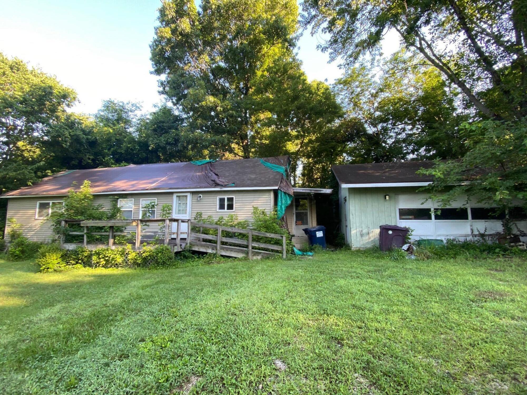 Property Photo:  3313 Welsh Hills NE Road  OH 43055 