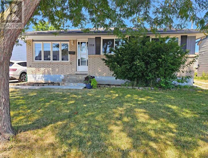 Property Photo:  228 Pelham Road  ON L2S 1X6 