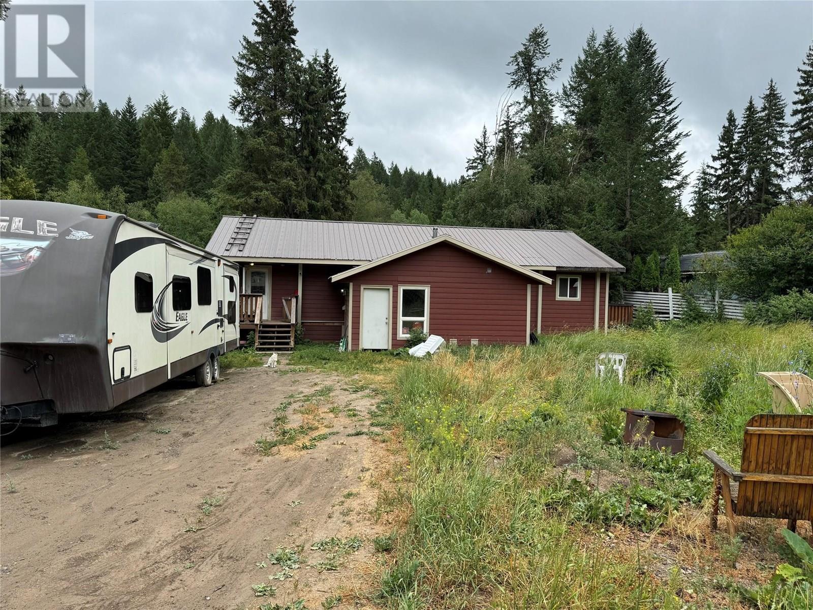 Property Photo: 2831 Paradise Road BC V0E 3E1