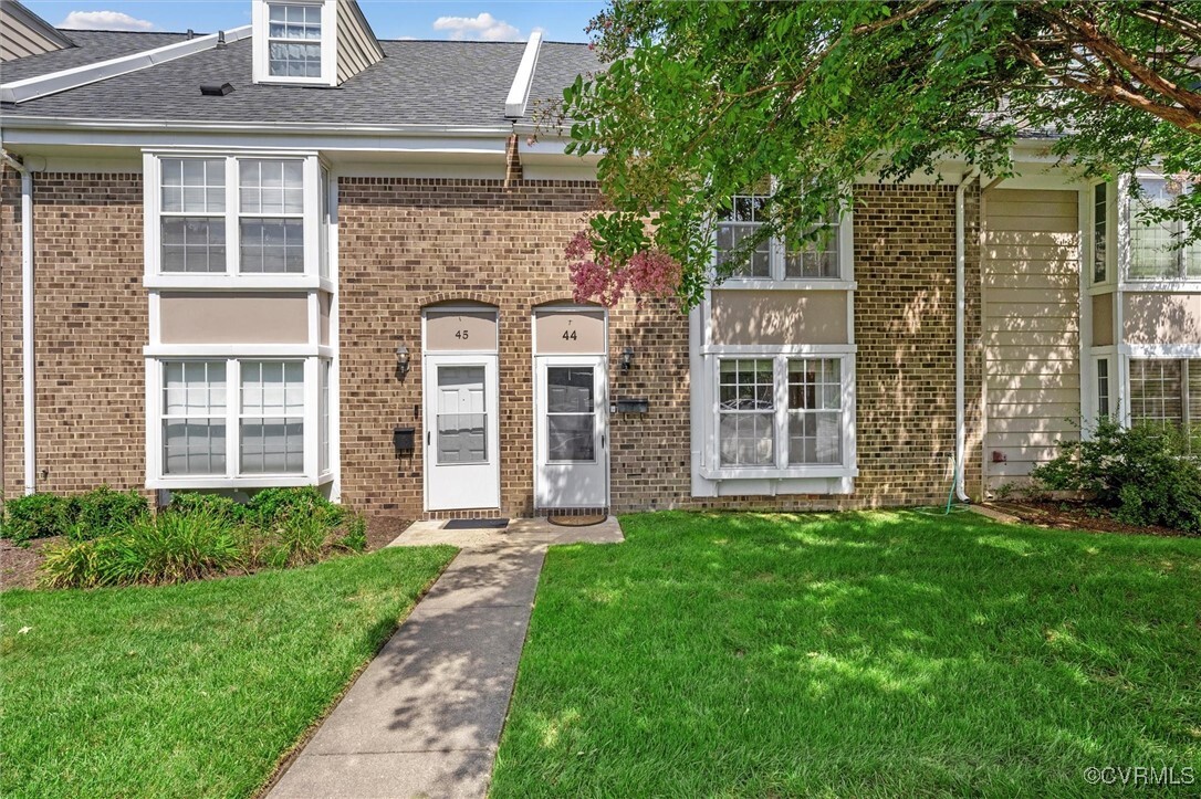 44 Skipwith Green Circle 44  Henrico VA 23294 photo
