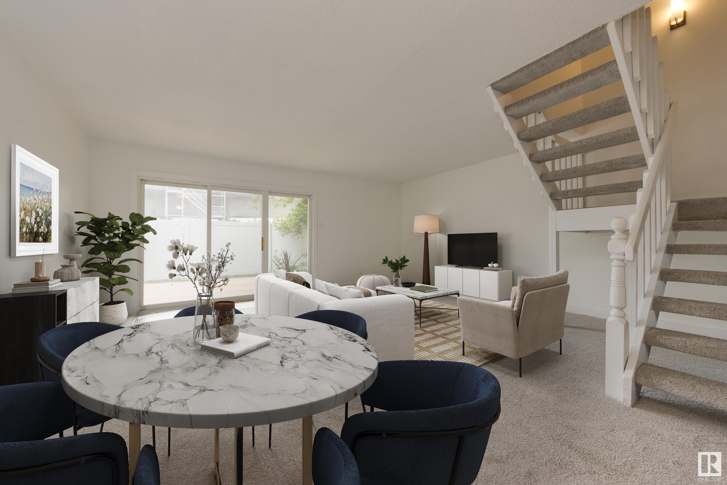 Photo de la propriété:  1F Meadowlark Village NW  AB T5R 5X3 