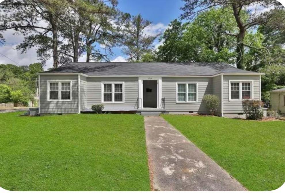 Property Photo: 2718 Miles Circle GA 30344