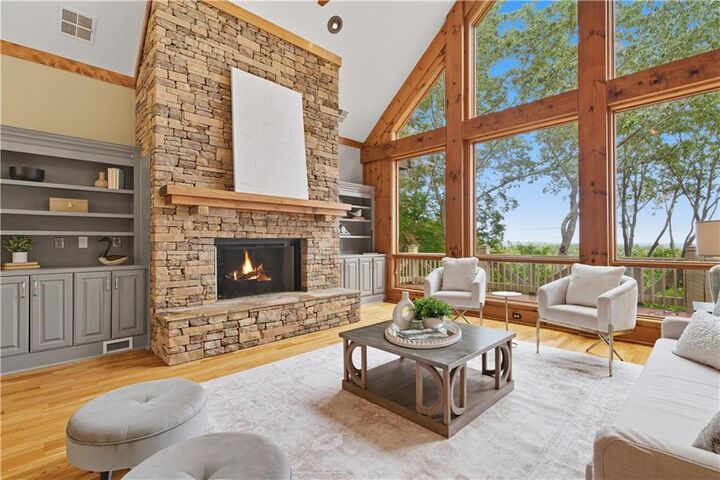 Property Photo:  861 Summit Drive E  GA 30143 