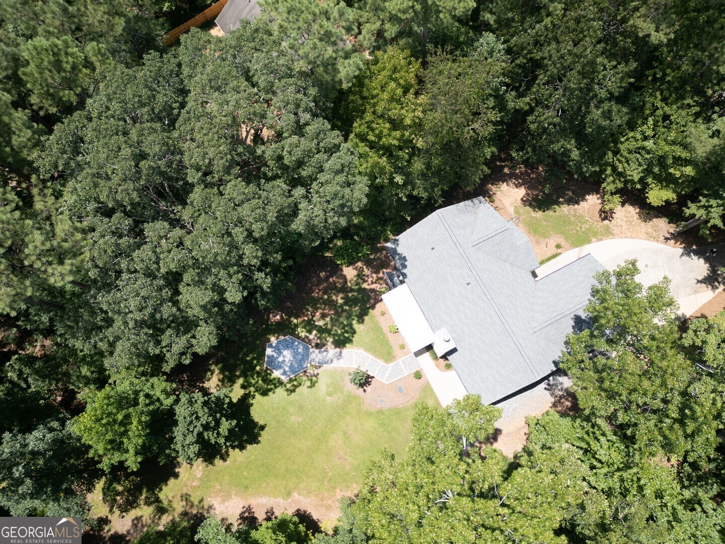 Property Photo:  111 Turtle Cove Trailway  GA 31064 