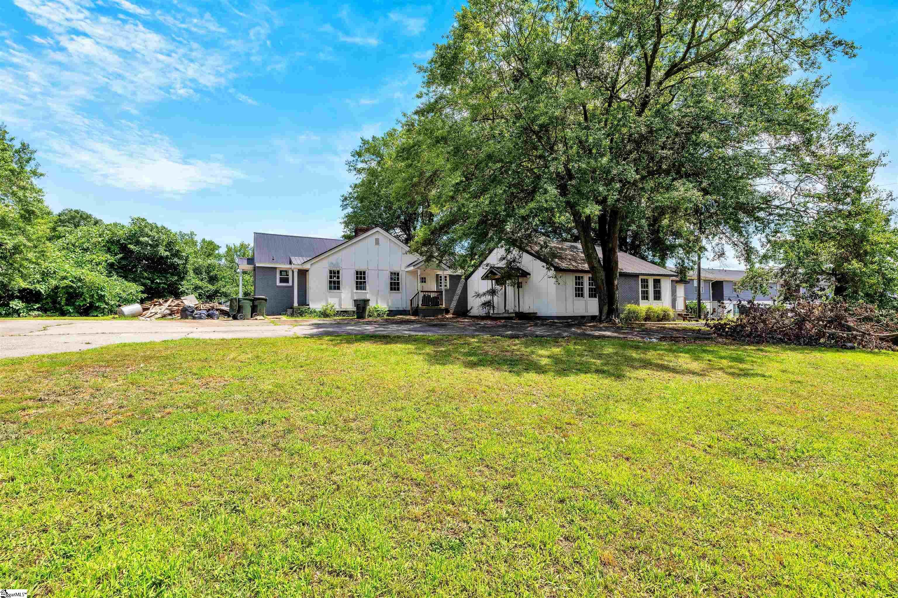 Property Photo:  530 Lowndes Hill Road  SC 29607 