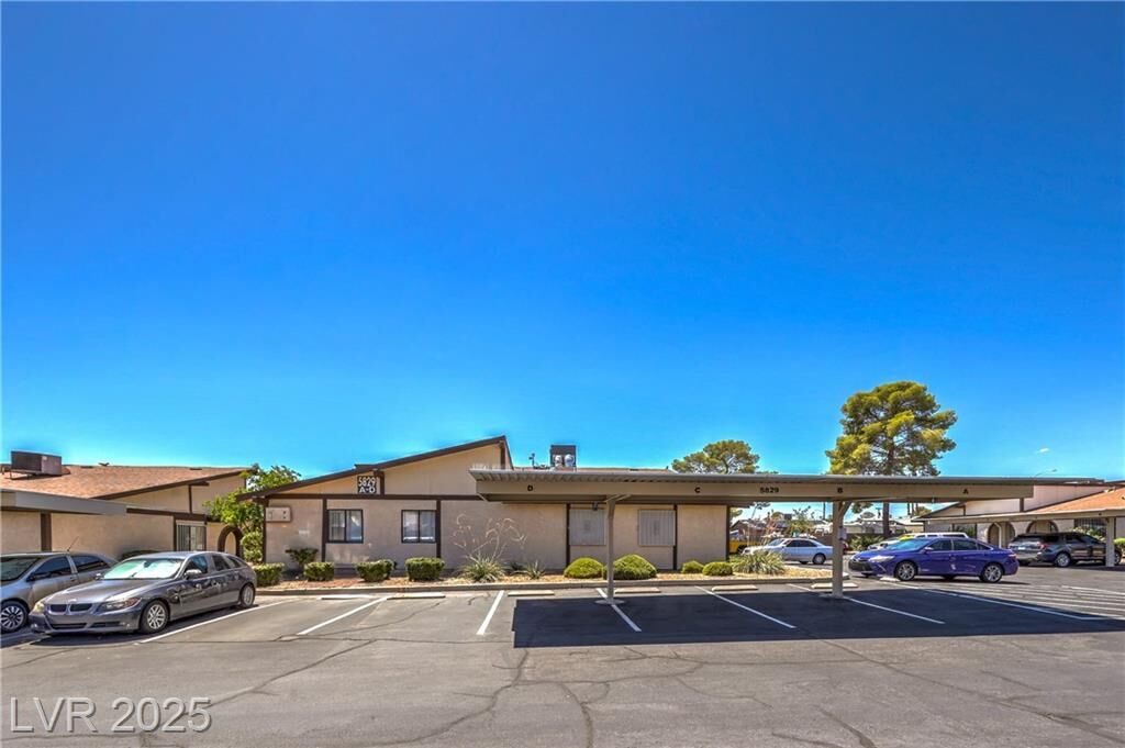 Property Photo: 5829 Smoke Ranch Road C NV 89108