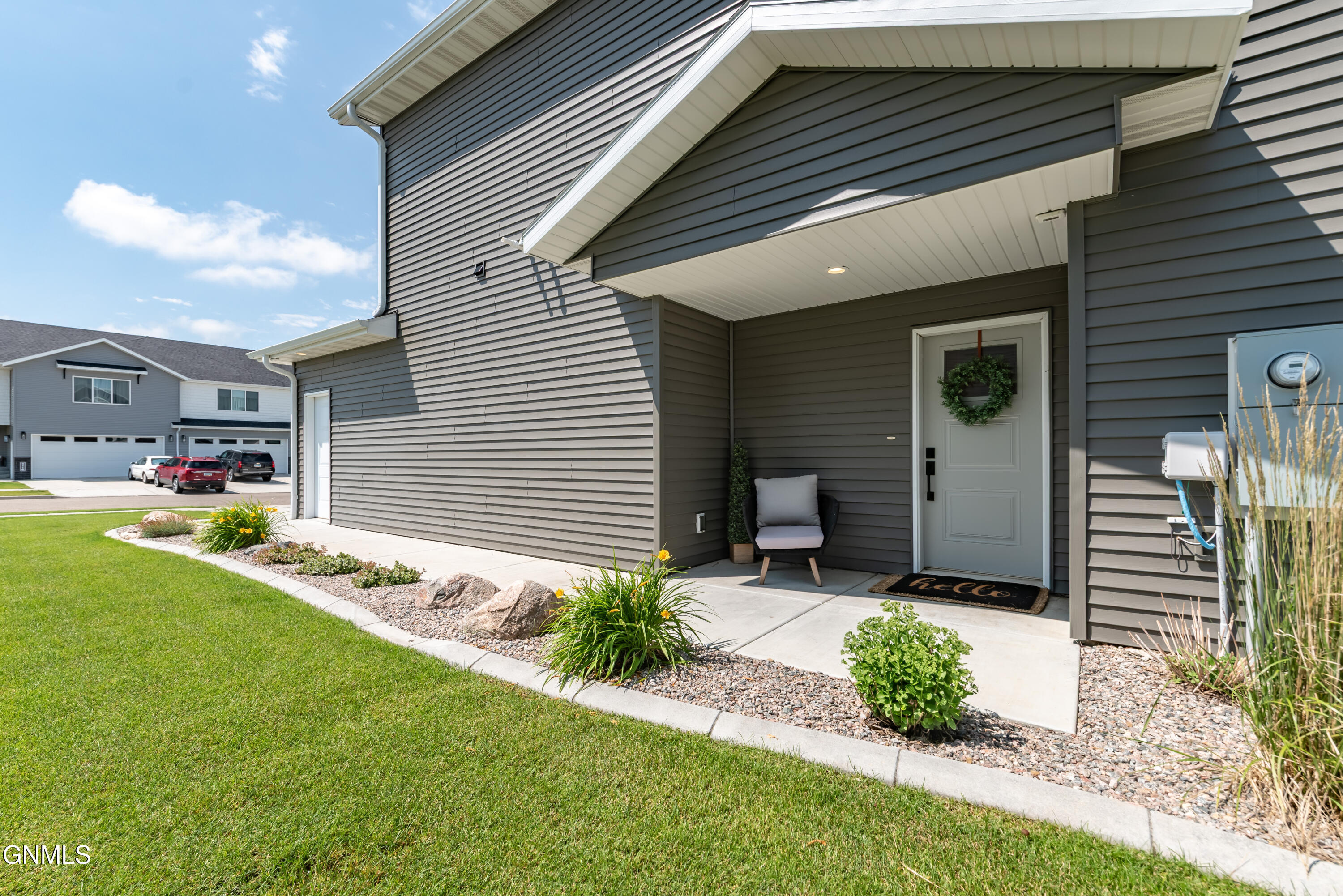 Property Photo:  4120 Steel Place  ND 58503 